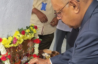 Dr. Muhammed Majeed, Founder & Chairman, Sami-Sabinsa Group inaugurates new Solvent Extraction Plant in Dobaspet, Bangalore