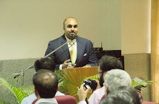 Mr. Shaheen Majeed, President, Sabinsa Worldwide delivers a presentation at the Academia-Industry Collaboration Workshop - 2018 in St. Joseph's College(Autonomous), Bangalore