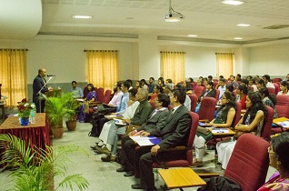 Mr. Shaheen Majeed, President, Sabinsa Worldwide delivers a presentation at the Academia-Industry Collaboration Workshop - 2018 in St. Joseph's College(Autonomous), Bangalore