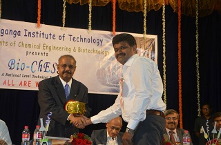 Dr. Majeed was invited as Chief Guest at the Bio-Chess event organized by Siddaganga Institute of Technology, one of the best engineering college in Bangalore on 20 March 2018