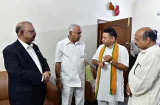 Dr. Muhammed Majeed , Chairman and Managing Director of Sami-Sabinsa Group Donated Rs 2 Crores to Karnataka Chief Minister’s Distress Relief Fund